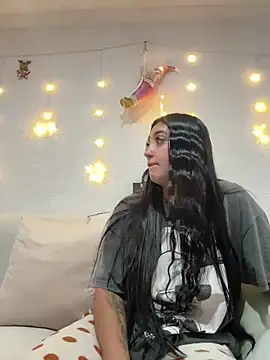 Hannahoff online show from December 17, 2025, 10:27 pm