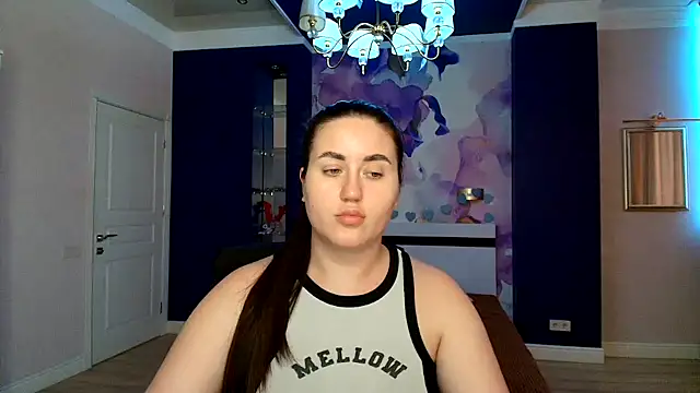 Roxie Bradley online show from February 14, 2025, 11:21 am