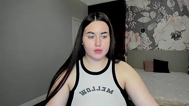 Roxie Bradley online show from January 15, 2026, 6:51 am