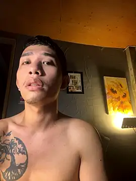 xlovercum online show from January 13, 2026, 7:08 pm