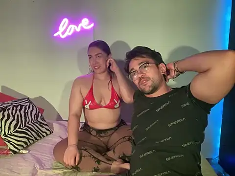 Im sophiie online show from February 3, 2025, 9:30 am