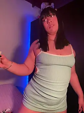 Im sophiie online show from February 16, 2025, 5:48 am