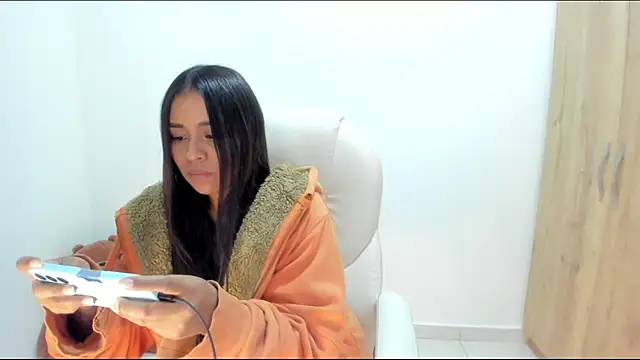 Ciara8 online show from January 16, 2026, 5:11 am