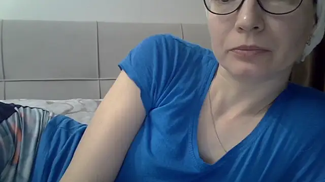 Ashleyspice online show from March 20, 2025, 7:14 am