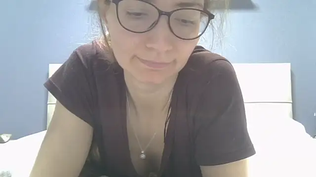 Ashleyspice online show from April 7, 2026, 6:03 am