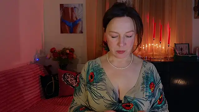 vanessawis  online show from March 7, 2026, 10:07 pm