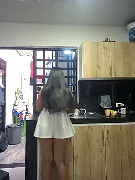 lady-rosse online show from November 24, 2025, 3:34 pm