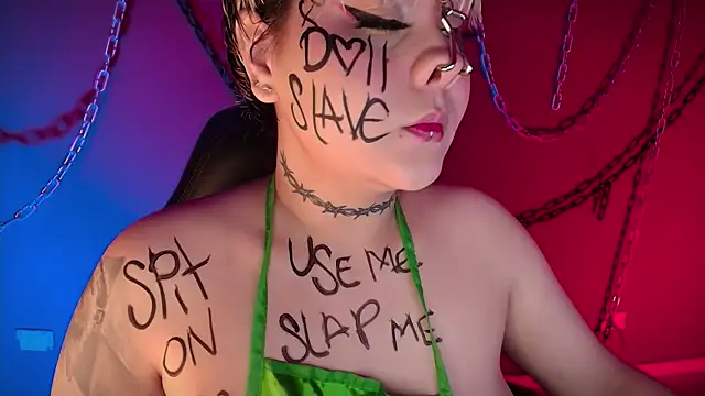 Snapshot of Laura_takint chatting on December 29, 2024, 5:01 pm Laura takint online show from December 29, 2024, 5:01 pm