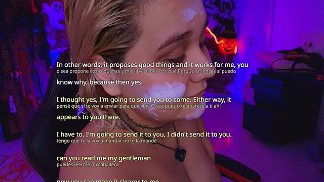 Snapshot of Laura_takint chatting on October 8, 2025, 9:01 pm Laura takint online show from October 8, 2025, 9:01 pm