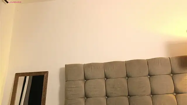 Valeriestyle online show from March 15, 2025, 3:51 am