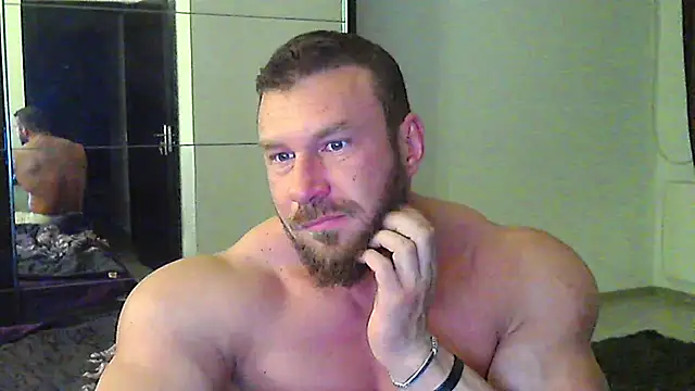 Snapshot of muscularkevin chatting on April 23, 2026, 3:30 am muscularkevin online show from April 23, 2026, 3:30 am