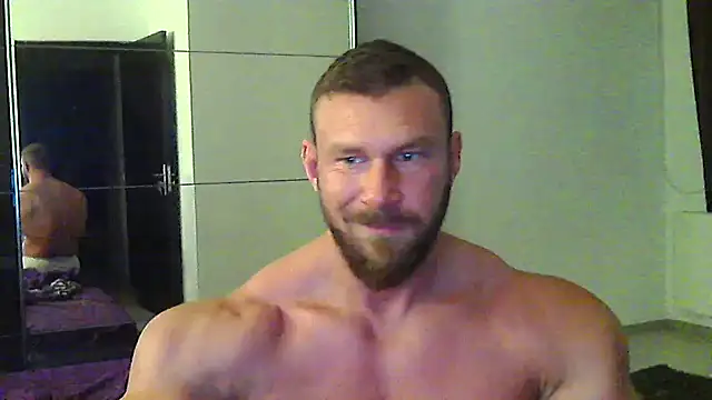 Snapshot of muscularkevin chatting on May 9, 2026, 3:34 am muscularkevin online show from May 9, 2026, 3:34 am