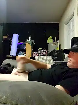 Hotredheadandtoungelasher online show from January 21, 2025, 3:26 am