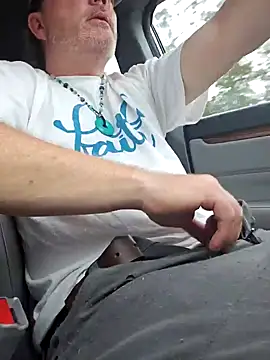 Hotredheadandtoungelasher online show from February 7, 2025, 2:37 pm