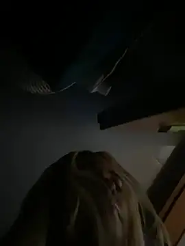 Irisweet  online show from January 26, 2025, 3:58 pm