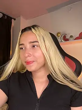 Irisweet  online show from March 21, 2025, 5:00 am