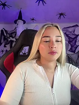 Irisweet  online show from October 29, 2025, 10:17 am