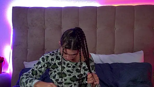 RachelSimpson online show from October 12, 2025, 6:29 pm