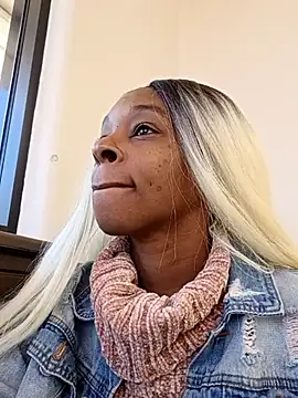 Jasmine FullsShine online show from April 6, 2026, 7:48 pm