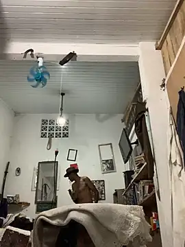 raphadoors19 online show from November 29, 2025, 2:47 am