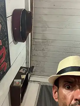 raphadoors19 online show from February 21, 2026, 8:04 am