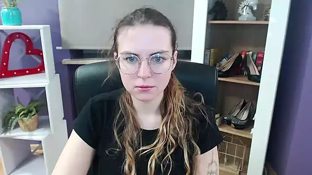 Zoey Erotic online show from February 24, 2025, 5:33 am