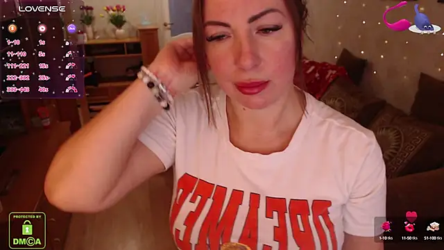 LauraClarck online show from January 23, 2025, 9:18 am