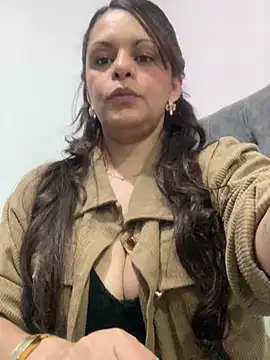 Kataliina online show from March 9, 2025, 1:46 am