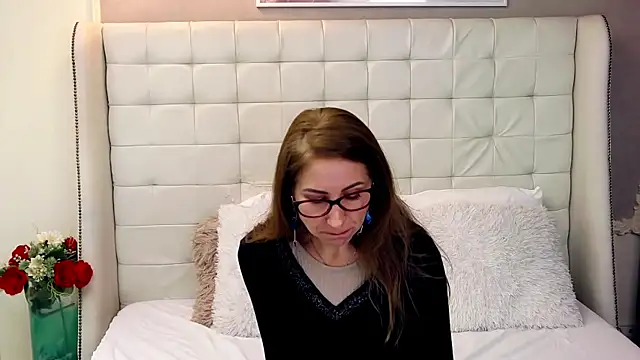 FoxyRamona online show from March 8, 2025, 12:52 pm