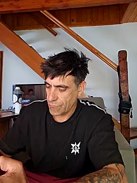 Elnonoykeila77 online show from March 22, 2025, 6:14 pm