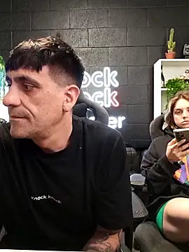 Elnonoykeila77 online show from November 11, 2025, 10:21 pm