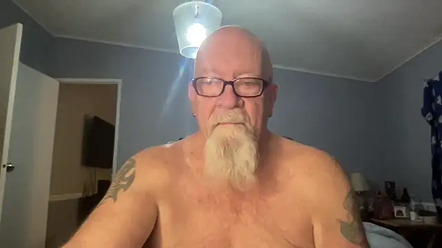 Snapshot of kcbace61760 chatting on February 20, 2026, 2:52 am kcbace61760 online show from February 20, 2026, 2:52 am