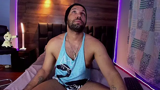 Snapshot of anthonylatynxd chatting on January 31, 2025, 2:26 am anthonylatynxd online show from January 31, 2025, 2:26 am