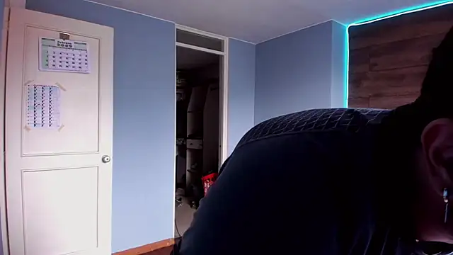 Snapshot of anthonylatynxd chatting on February 11, 2025, 4:02 pm anthonylatynxd online show from February 11, 2025, 4:02 pm