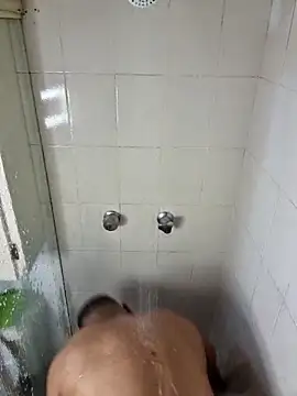 anthonylatynxd online show from April 5, 2026, 9:56 pm