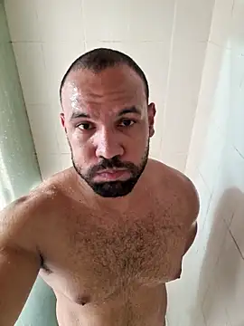 anthonylatynxd online show from April 12, 2026, 6:35 pm