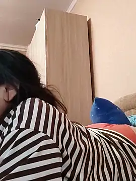 Zulfiya Bruce online show from October 27, 2025, 9:46 am