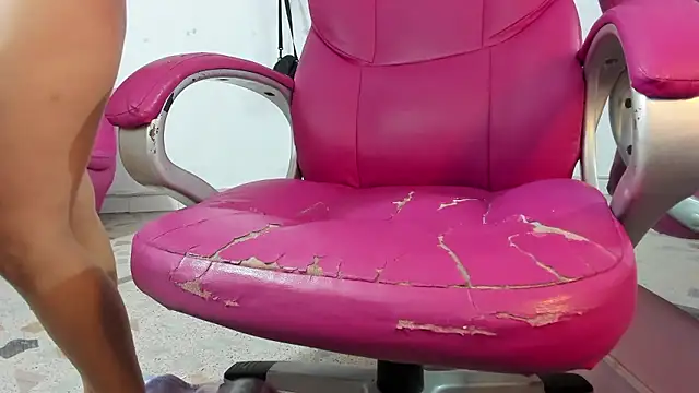 CAMILA--REY online show from January 5, 2026, 5:27 pm