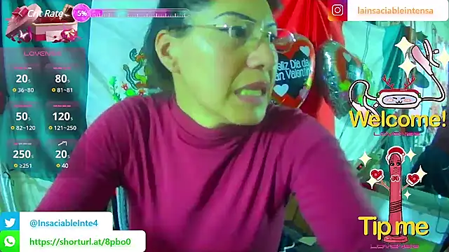 LaInsaciableIntensa online show from February 21, 2025, 10:59 pm