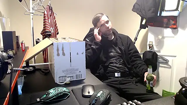 Snapshot of Atheist777 chatting on January 9, 2026, 12:24 am Atheist777 online show from January 9, 2026, 12:24 am