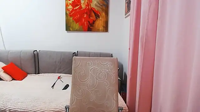 Magic Blondie online show from December 5, 2025, 2:58 pm