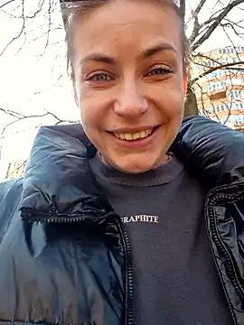 Keli Jessi online show from March 5, 2026, 1:07 pm