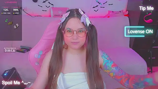 Lolisuccub online show from December 19, 2025, 7:54 pm