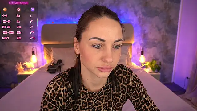 Snapshot of KristiiMax chatting on November 25, 2025, 10:48 am KristiiMax online show from November 25, 2025, 10:48 am