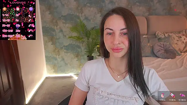 KristiiMax online show from April 5, 2026, 8:22 am