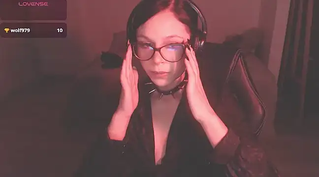 Snapshot of modjo_ chatting on December 15, 2024, 3:02 am modjo  online show from December 15, 2024, 3:02 am