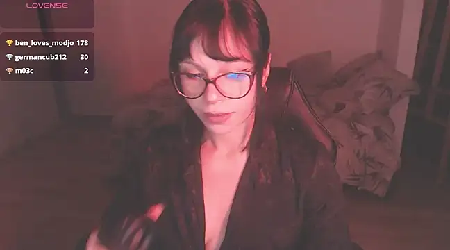 Snapshot of modjo_ chatting on January 5, 2025, 8:11 am modjo  online show from January 5, 2025, 8:11 am