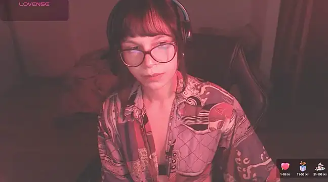 Snapshot of modjo_ chatting on January 8, 2025, 6:31 am modjo  online show from January 8, 2025, 6:31 am