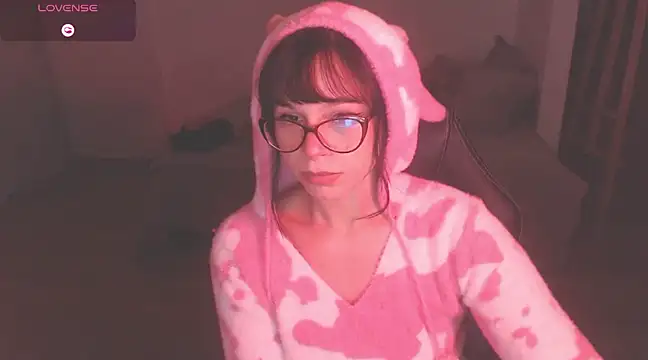 Snapshot of modjo_ chatting on January 21, 2025, 2:33 am modjo  online show from January 21, 2025, 2:33 am