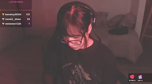 Snapshot of modjo_ chatting on January 28, 2025, 5:11 am modjo  online show from January 28, 2025, 5:11 am